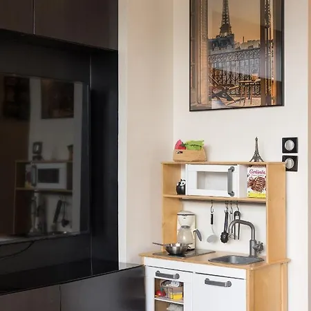 Appt Lumineux -tour Eiffel -8p *