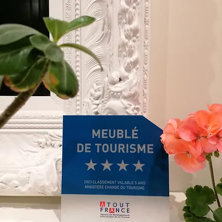 Appt Lumineux -tour Eiffel -8p *